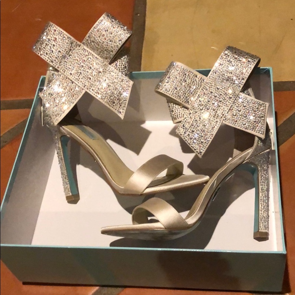 Betsey Johnson white satin heels rhinestone